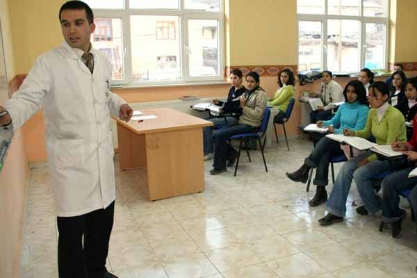 Dershane öğretmenlerine sözleşmeli öğretmenlik fırsatı