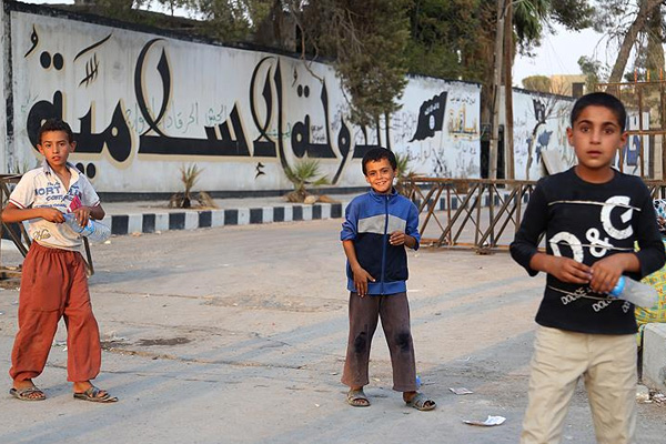 'Cerabluslu çocuklar okullarına dönmeyi bekliyor'