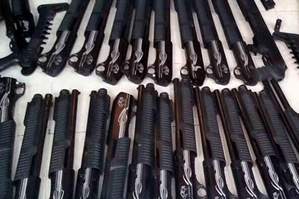 Adana'da çok sayıda pompalı tüfek ele geçirildi