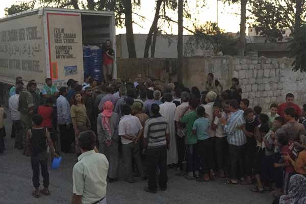 İHH'dan Cerablus'a insani yardım