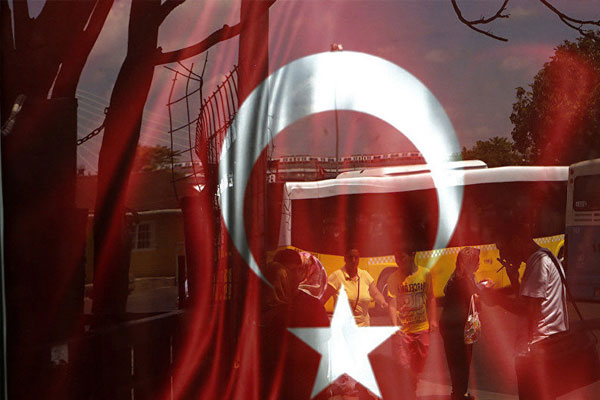 Darbeci komutanlar, kalkışmayı televizyondan takip etmiş