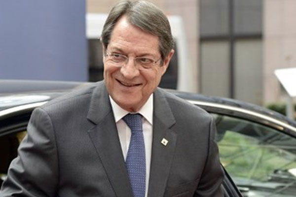 Rum liderden Türkiye'ye mesaj