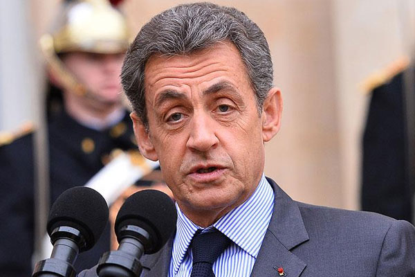 Nicolas Sarkozy için dava talebi