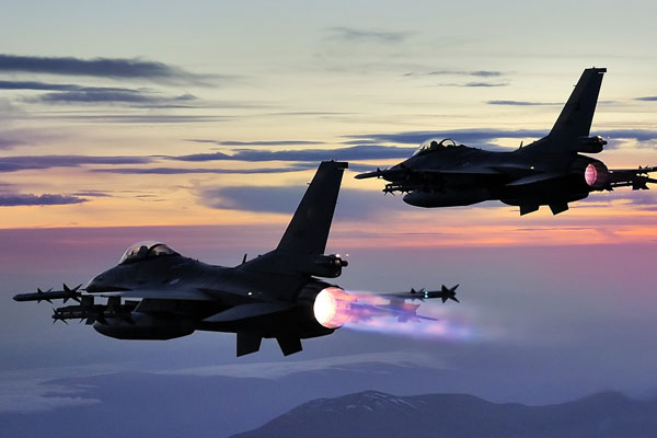 Metina ve Hakurk'a hava harekatı