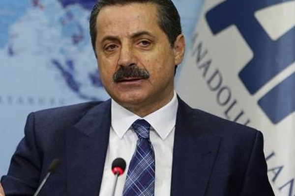 Faruk Çelik: Bakanlıktan 733 kişi ihraç edildi