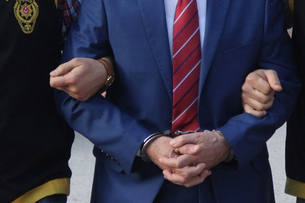 15 işadamı FETÖ'den tutuklandı