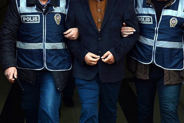 İstanbul’da 16 adliye çalışanı tutuklandı