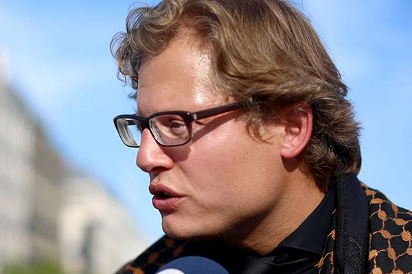 Türkiye'ye destek veren Alman gazeteciye sosyal medya engeli