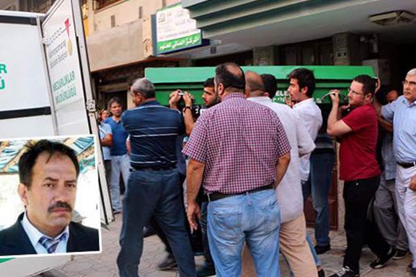 Karayolları şube şefi evinde ölü bulundu
