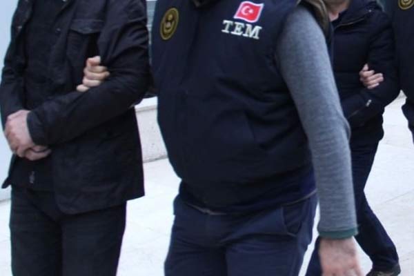 Samsun'da FETÖ'den 95 memur gözaltına alındı