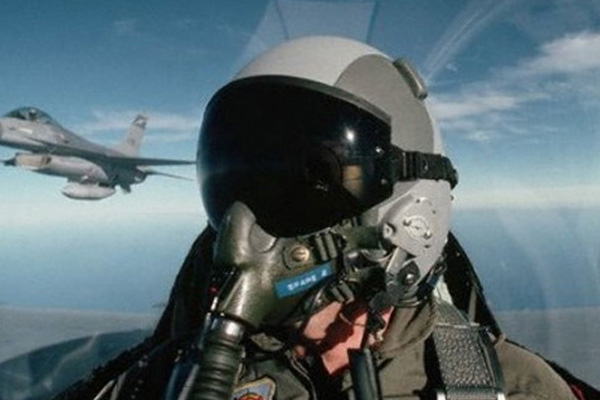 Hava Kuvvetleri'nden atılan 6 pilot geri dönmek için başvurdu