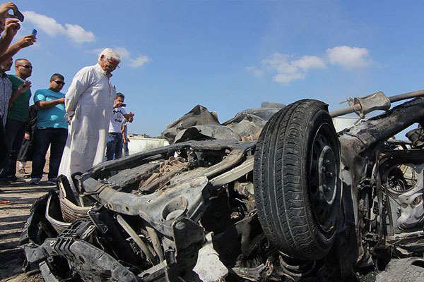 Libya'da bombalı iki araçla saldırı
