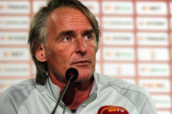 Galatasaray'ın hocası Riekerink, hedeflerini açıkladı