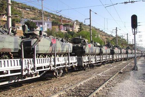 Askeri birliklerin şehir dışına taşınması devam ediyor