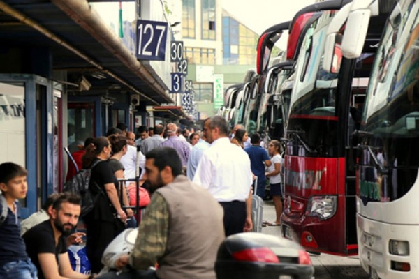 İstanbul otogarında bayram hareketliliği