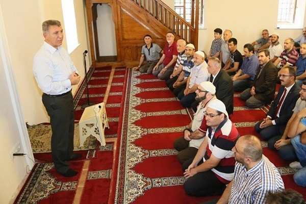400 yıllık cami ibadete açıldı