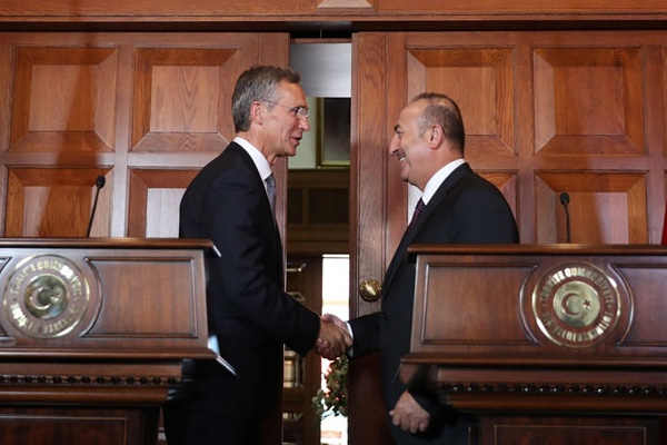 Çavuşoğlu açıkladı: Alman vekillere İncirlik için izin verildi