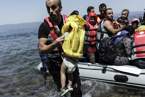 Tutuklanan gazeteci Emel Faoor anlatıyor: Yunanistan’daki mülteciler...