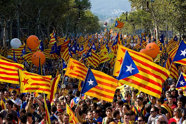 Fransa'da Katalanlar gösteri düzenledi