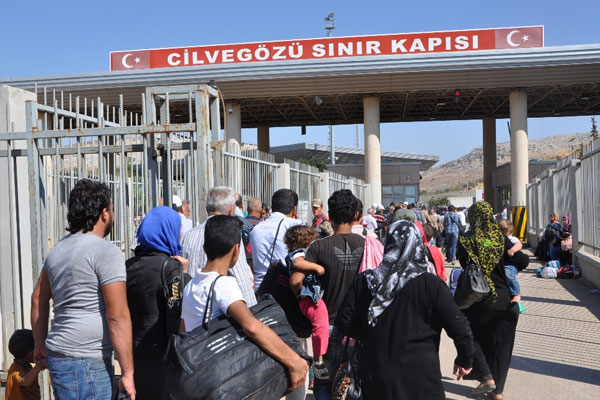 35 bin kişi Suriye’ye gitti
