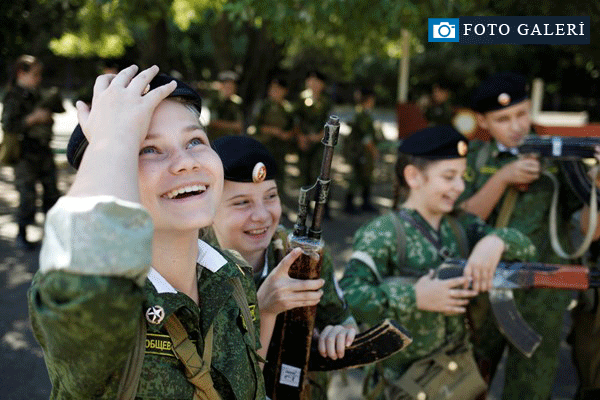 Putin çocuklardan ordu kurmaya hazırlanıyor