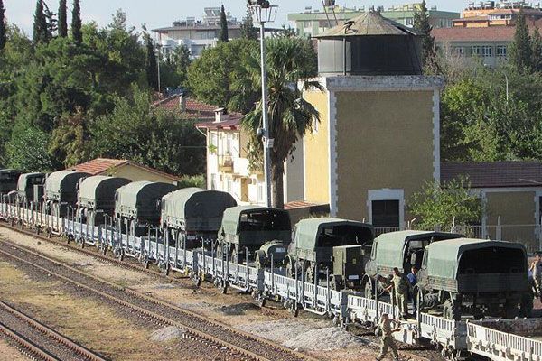 İstanbul'dan 58 askeri araç daha gönderildi