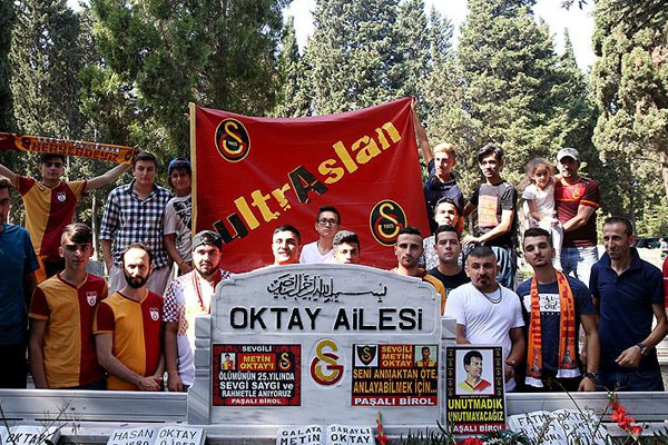 Galatasaray Metin Oktay' unutmadı