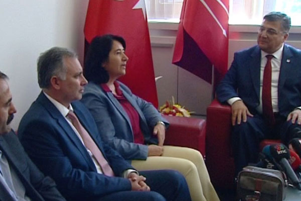 HDP’den CHP’ye bayram ziyareti