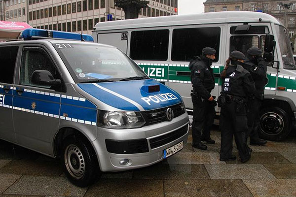 Almanya'da 3 Suriyeli IŞİD iddiasıyla gözaltında