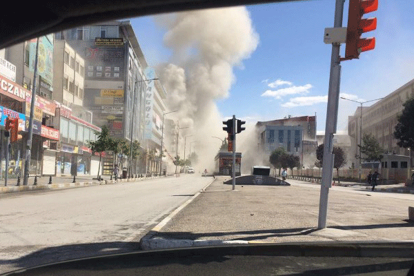 Van'daki saldırıyı PKK üstlendi
