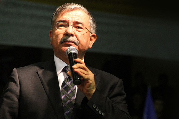 Gülen okulları Türkiye Maarif Vakfına devredilecek