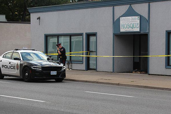 Kanada’da cami kundaklandı