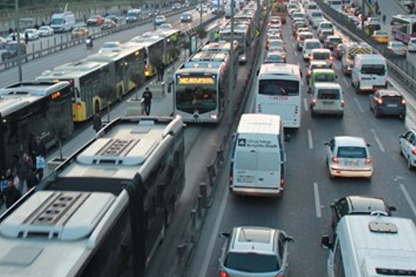 İstanbul'da ulaşıma okul ayarı