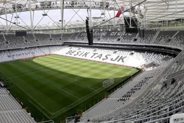 Stadyumdaki hava durumuna saatlik takip