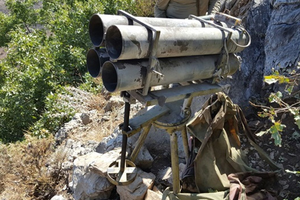 PKK'ya ait çok namlulu roketatar ele geçirildi