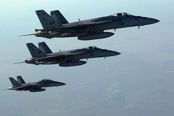 İran'dan ABD'ye 'Esed'e saldırı' tepkisi