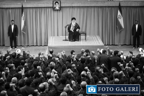 Hamaney Devrim Muhafızları ile görüştü