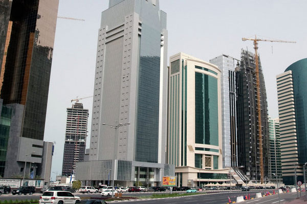 Katar'dan finans merkezi atağı