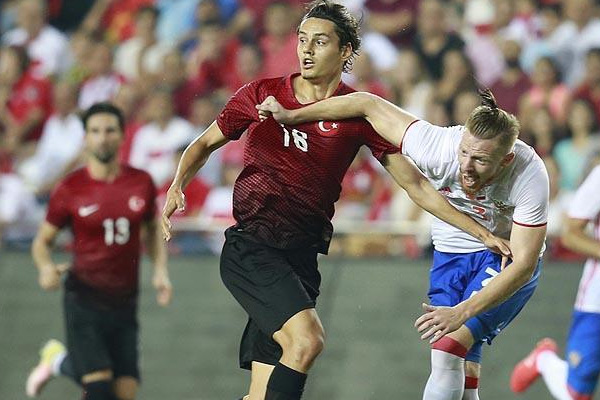 Türkiye'nin yeni golcüsü Enes Ünal