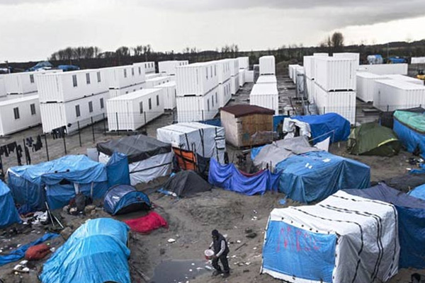 İngiltere-Fransa arasına 'mülteci duvarı' örülüyor