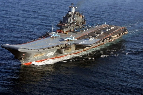 Rusya'dan yeni Suriye hamlesi: Akdeniz'e uçak gemisi