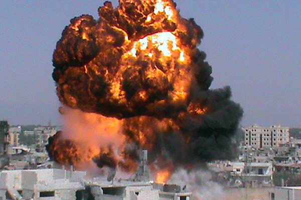 Esed, Halep'te yeni saldırı başlattı