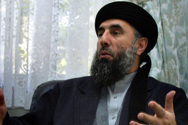 Hikmetyar IŞİD'e biatı yalanladı
