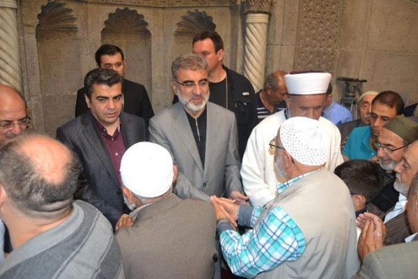 'Dünyada Müslüman kanı dursun'