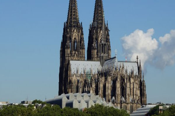 Kiliselerde kan kaybı büyüyor