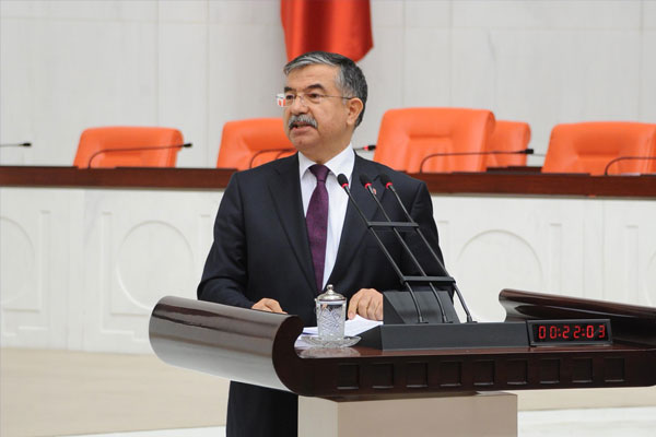 'Yedi düvele karşı mücadele ediyoruz'