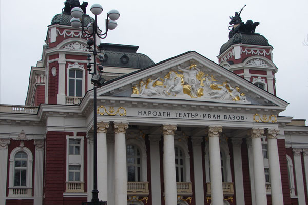 Müslüman öğrencilere domuz eti