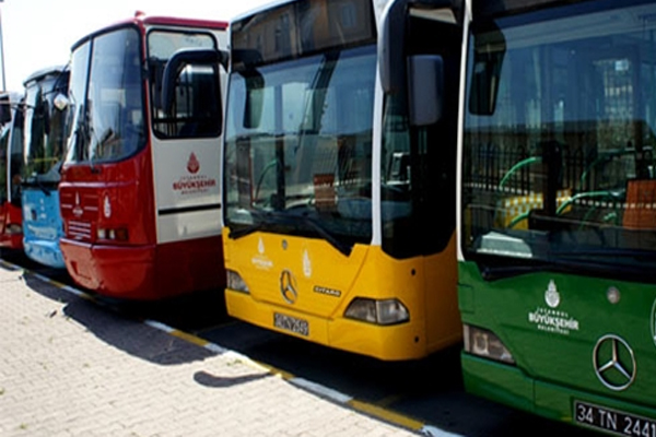 İETT şoförleri rehin alındı