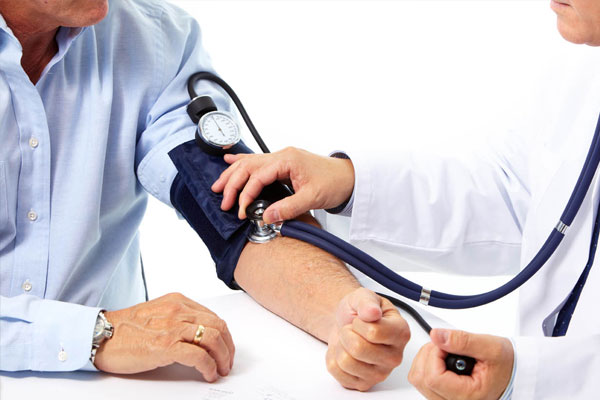 Doktora hakarete para cezası