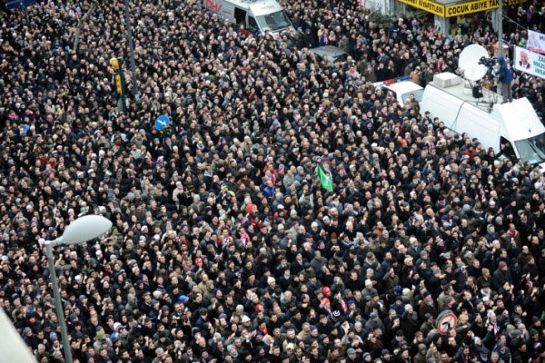 Valilikten cenazelerde sağduyu çağrısı